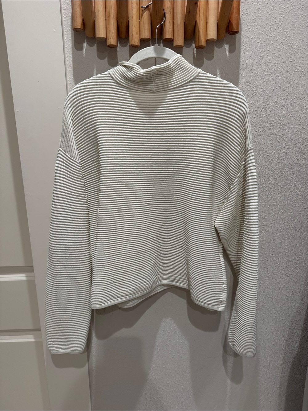 Aritzia Ribbed Sweater - Cream - Picture 3 of 5